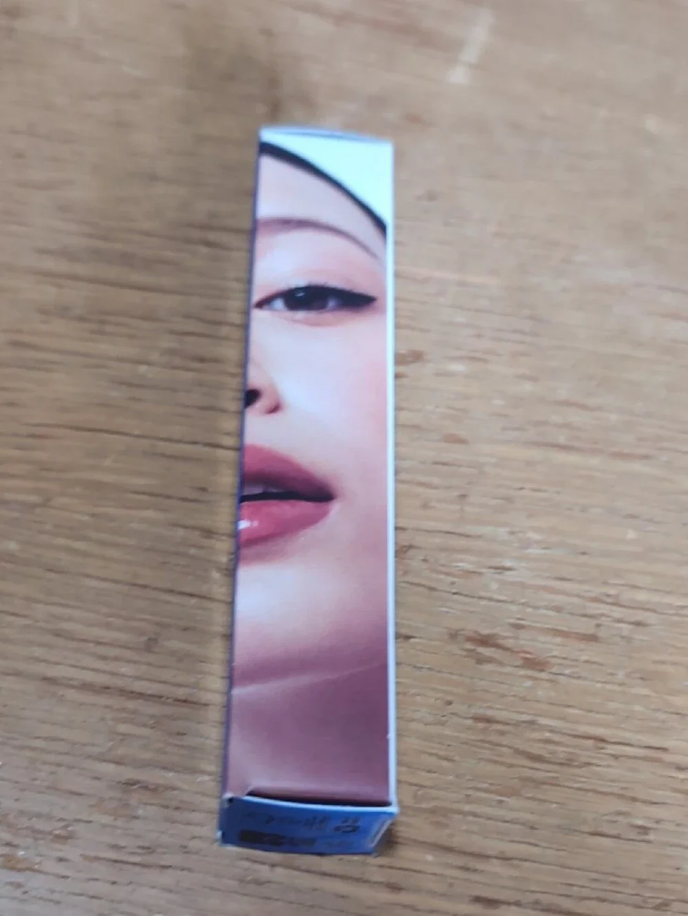 Brightening Black Eyeliner – Intense Black Precision Liner